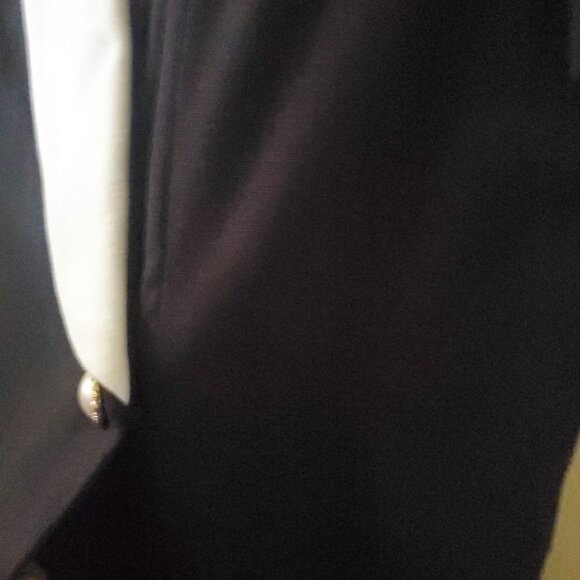 Gillian Studio NWT Vintage Black Linen Blend Wrap Midi Dress Size 10P - Picture 5 of 7